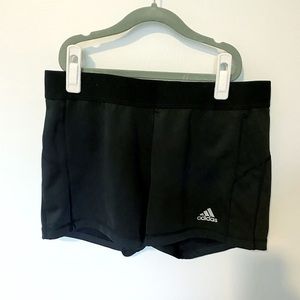 Adidas Tech-fit Women’s Black Athletic Shorts Size Large